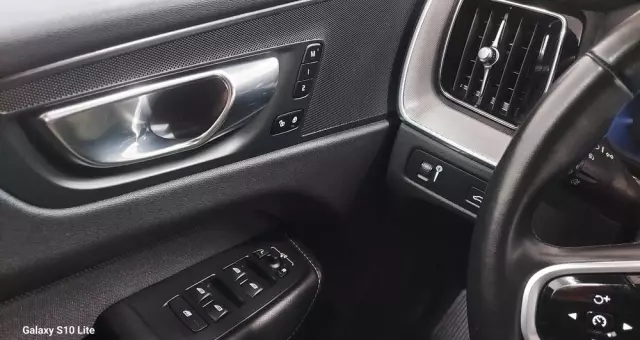 VOLVO XC 60 B4 D Geartronic RDesign