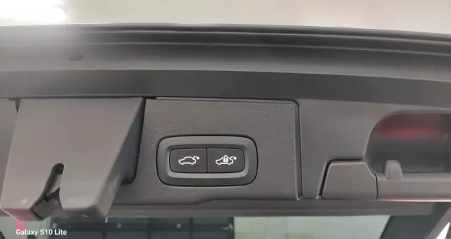 VOLVO XC 60 B4 D Geartronic RDesign