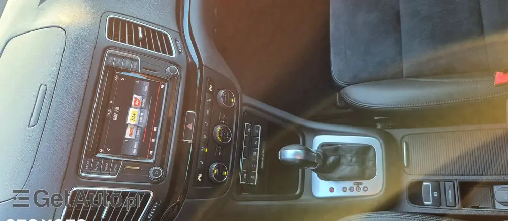 VOLKSWAGEN Sharan 2.0 TDI DSG (BlueMotion Technology) Highline