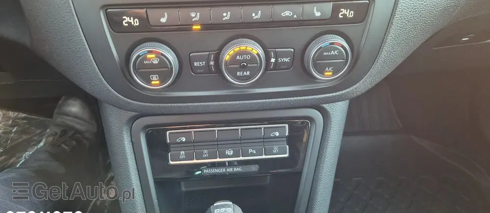 VOLKSWAGEN Sharan 2.0 TDI DSG (BlueMotion Technology) Highline