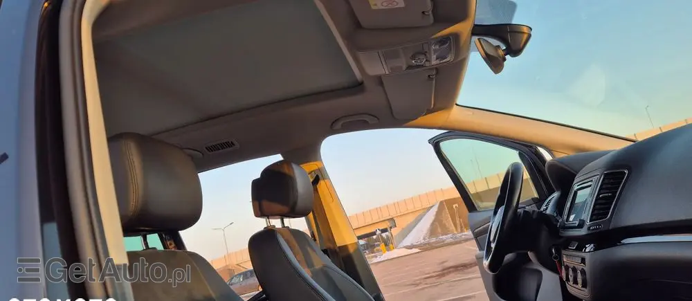 VOLKSWAGEN Sharan 2.0 TDI DSG (BlueMotion Technology) Highline