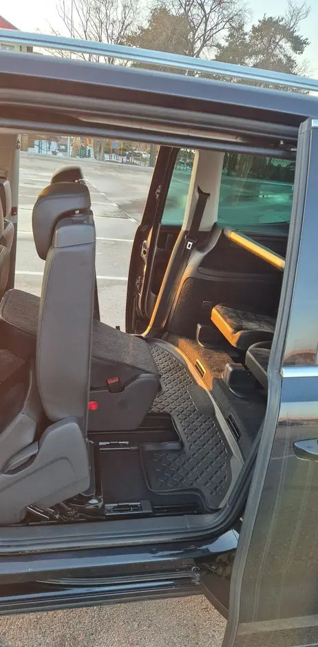 VOLKSWAGEN Sharan 2.0 TDI DSG (BlueMotion Technology) Highline