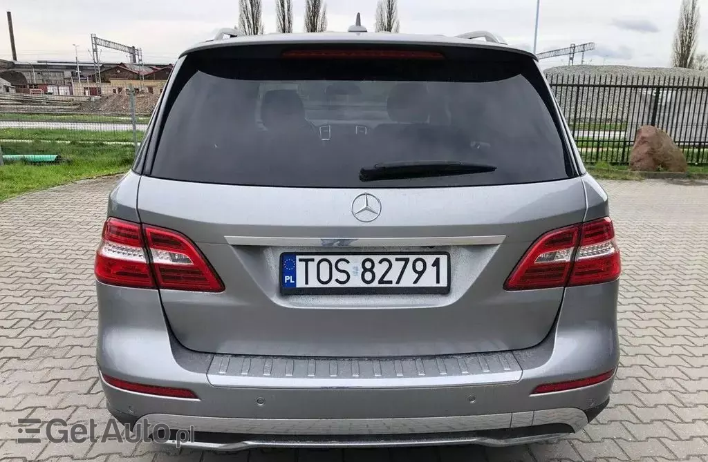 MERCEDES-BENZ ML 