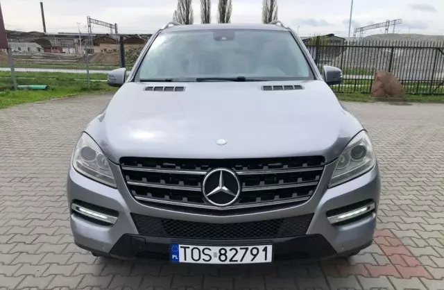 MERCEDES-BENZ ML 