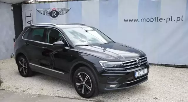VOLKSWAGEN Tiguan 