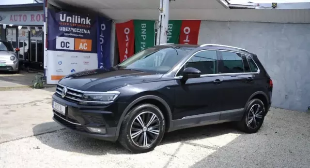 VOLKSWAGEN Tiguan 