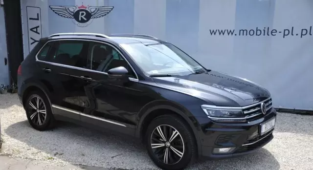 VOLKSWAGEN Tiguan 