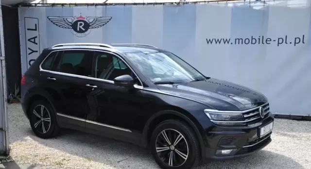 VOLKSWAGEN Tiguan 