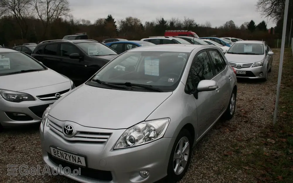 TOYOTA Auris 1.33 VVT-i