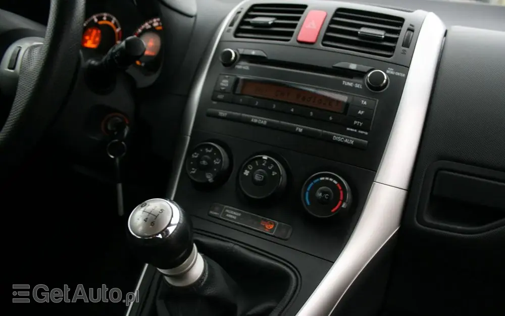 TOYOTA Auris 1.33 VVT-i