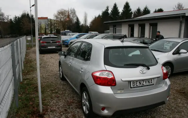 TOYOTA Auris 1.33 VVT-i