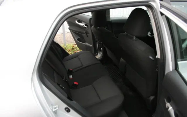 TOYOTA Auris 1.33 VVT-i