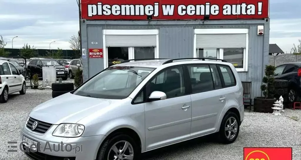 VOLKSWAGEN Touran 
