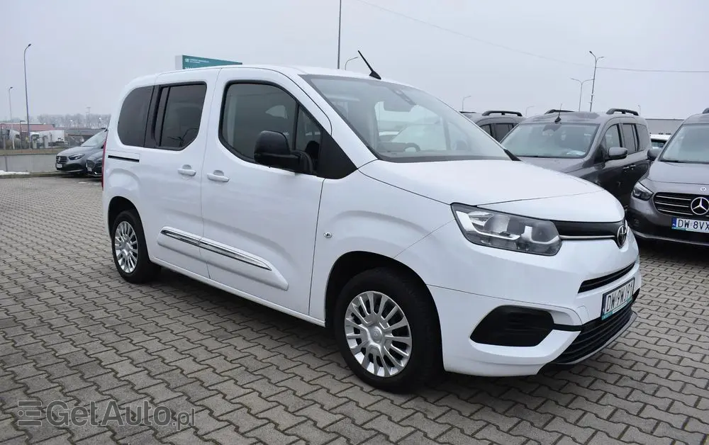 TOYOTA Proace City Verso 1.5 D-4D Business