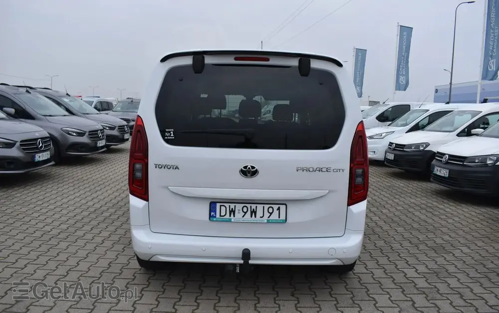 TOYOTA Proace City Verso 1.5 D-4D Business