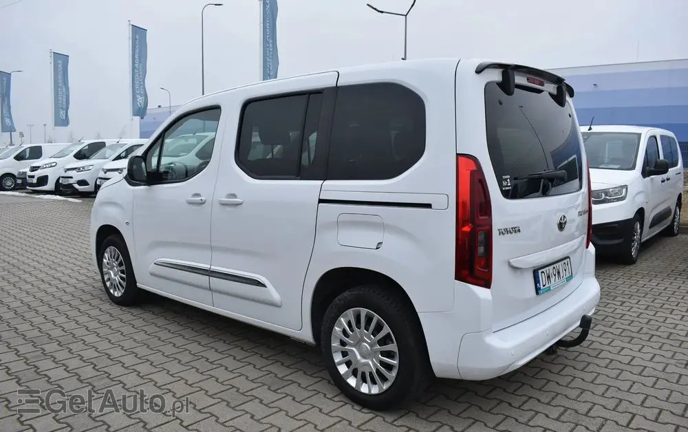 TOYOTA Proace City Verso 1.5 D-4D Business
