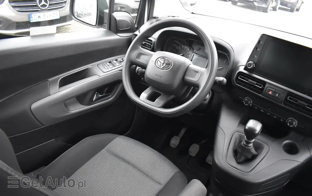 TOYOTA Proace City Verso 1.5 D-4D Business