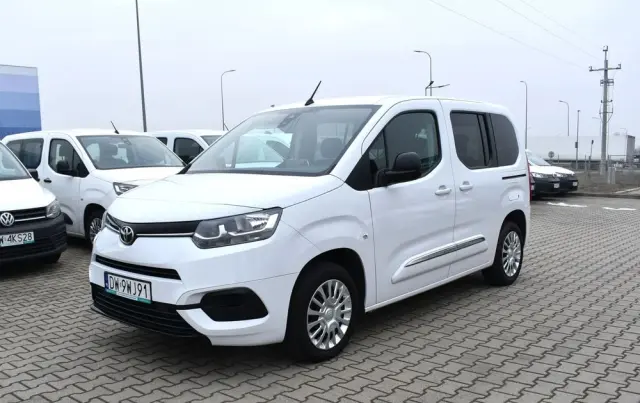 TOYOTA Proace City Verso 1.5 D-4D Business