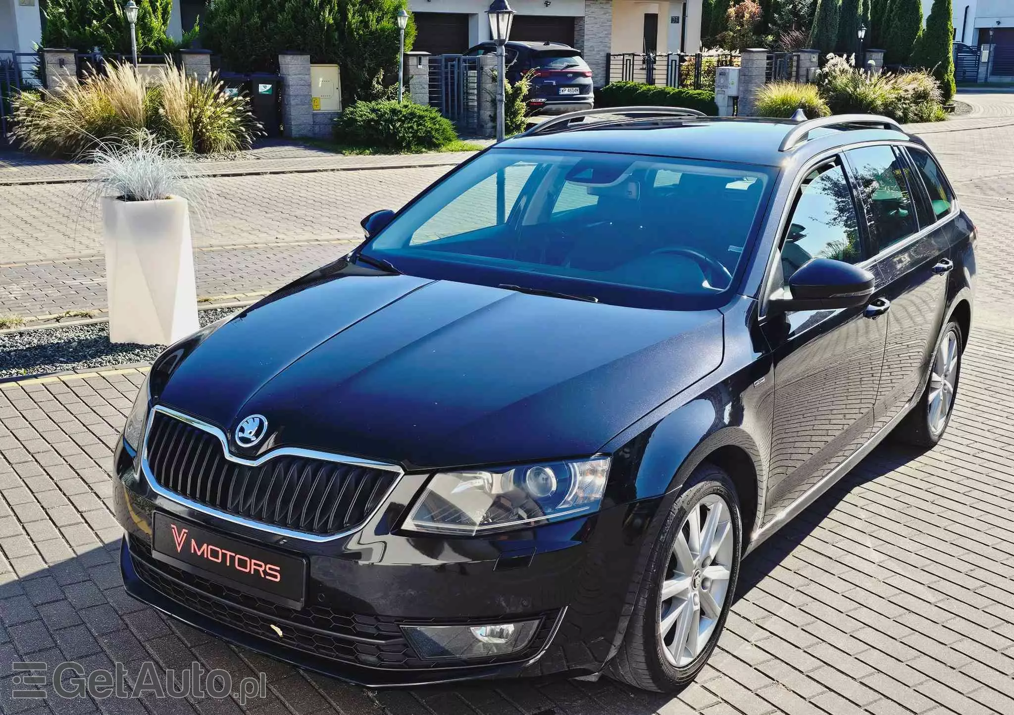 SKODA Octavia Combi 1.6 TDI (Green tec) DSG Joy