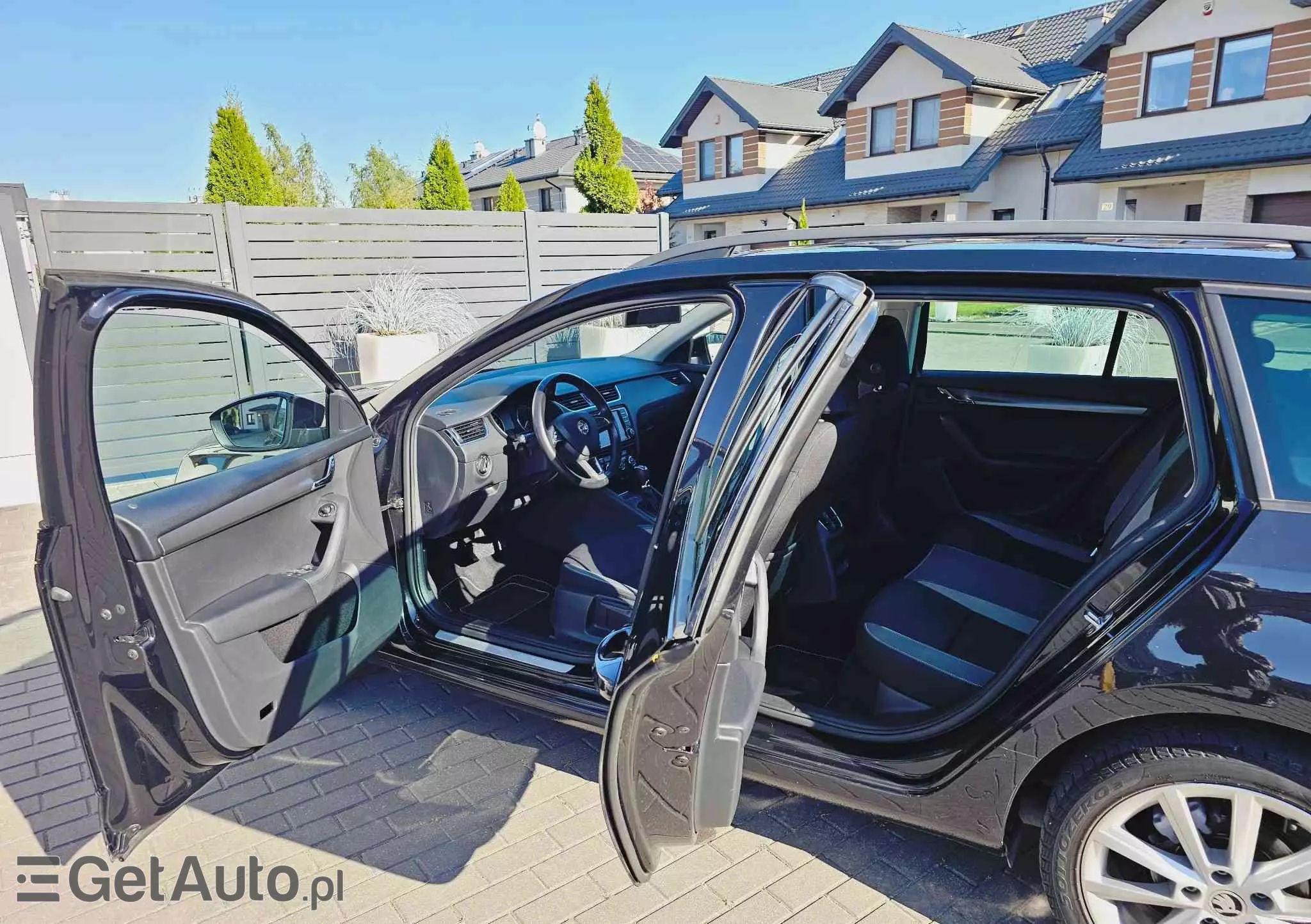 SKODA Octavia Combi 1.6 TDI (Green tec) DSG Joy