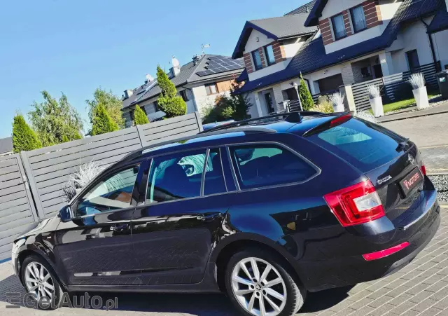 SKODA Octavia Combi 1.6 TDI (Green tec) DSG Joy