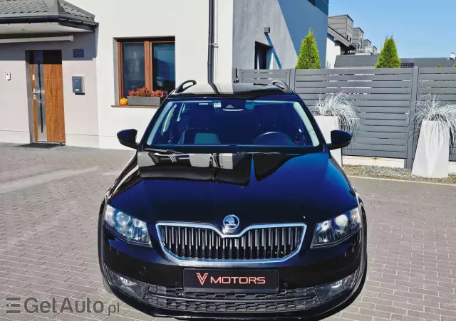 SKODA Octavia Combi 1.6 TDI (Green tec) DSG Joy