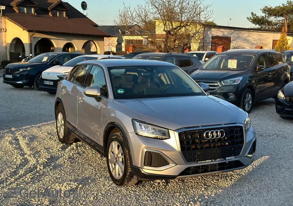 AUDI Q2 35 TFSI S tronic