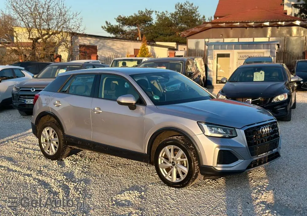 AUDI Q2 35 TFSI S tronic