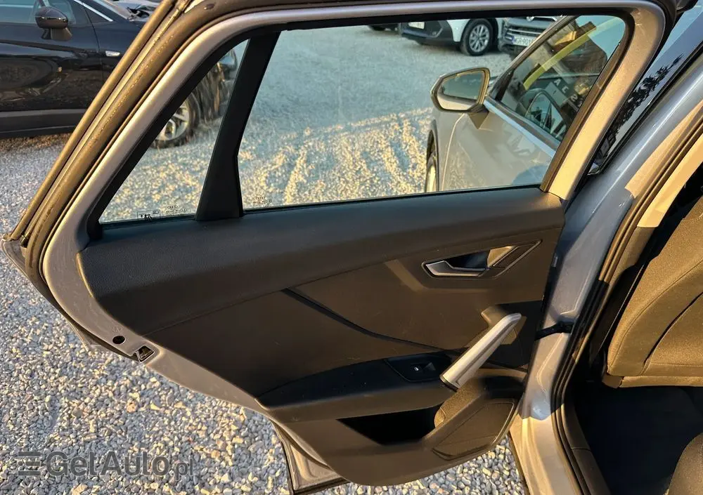 AUDI Q2 35 TFSI S tronic