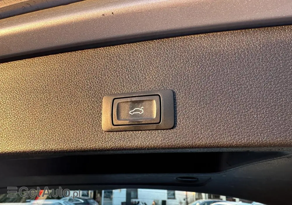 AUDI Q2 35 TFSI S tronic