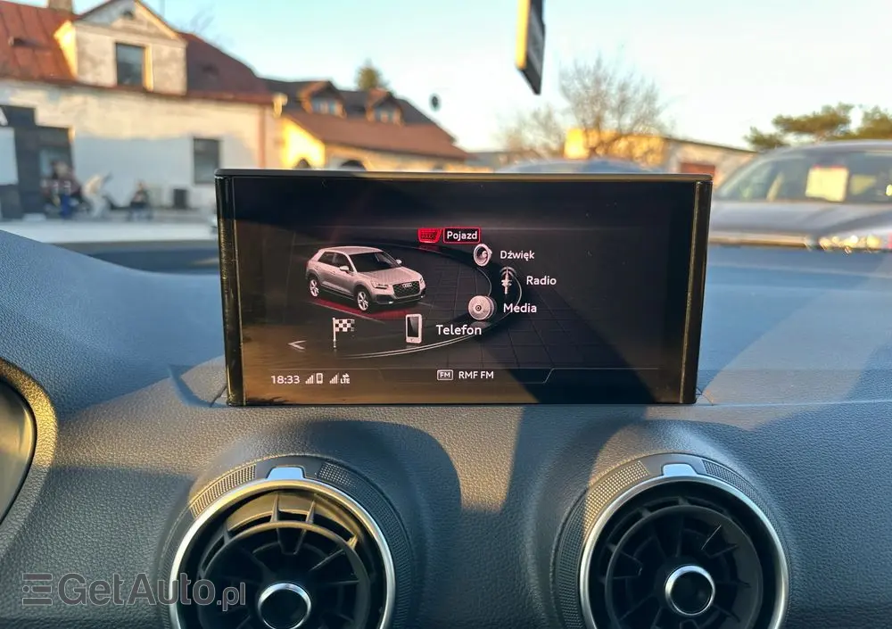 AUDI Q2 35 TFSI S tronic