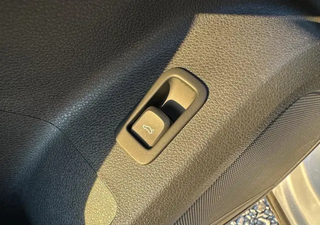 AUDI Q2 35 TFSI S tronic