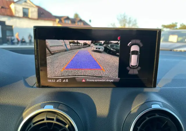 AUDI Q2 35 TFSI S tronic