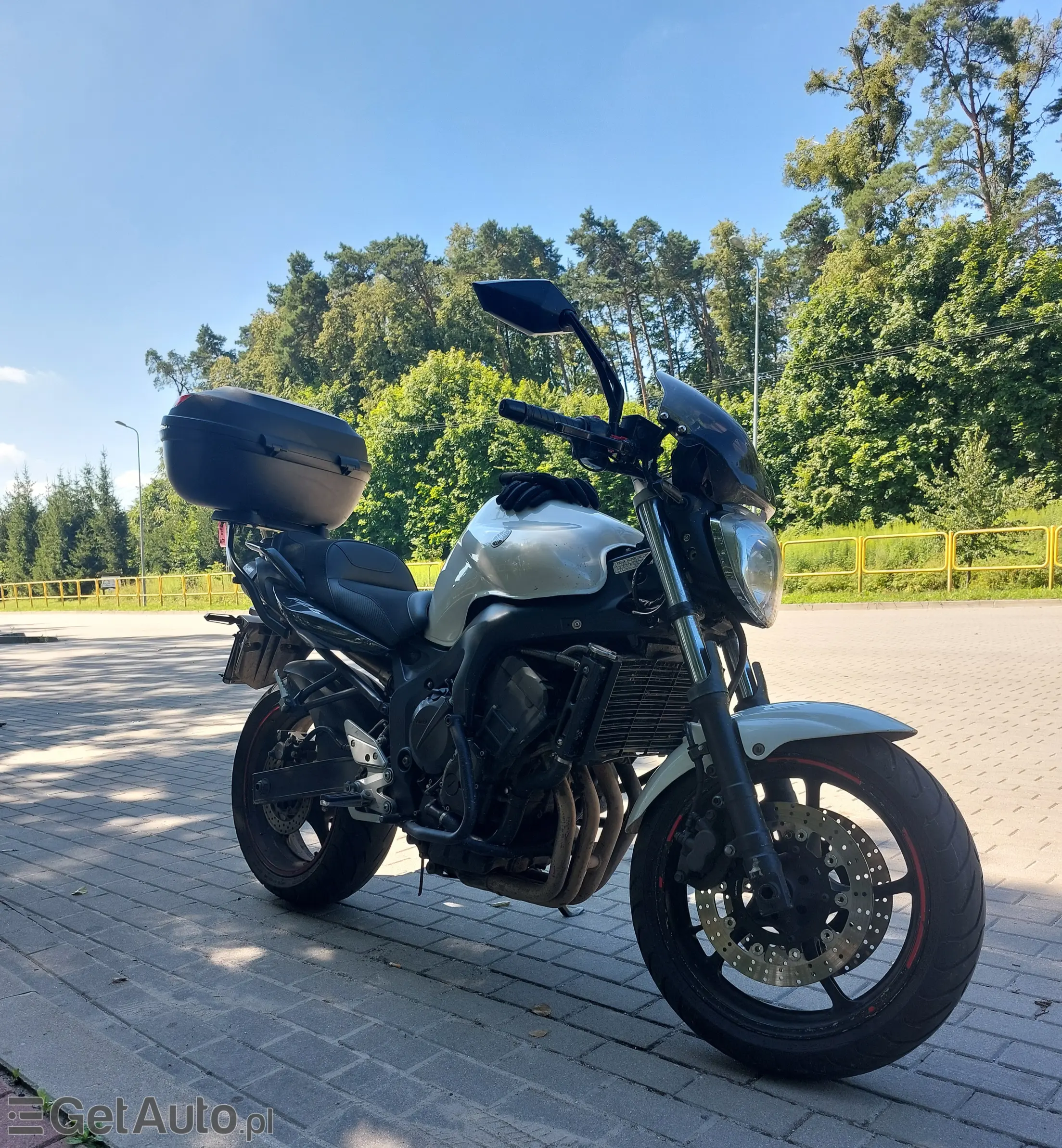YAMAHA Fz6 