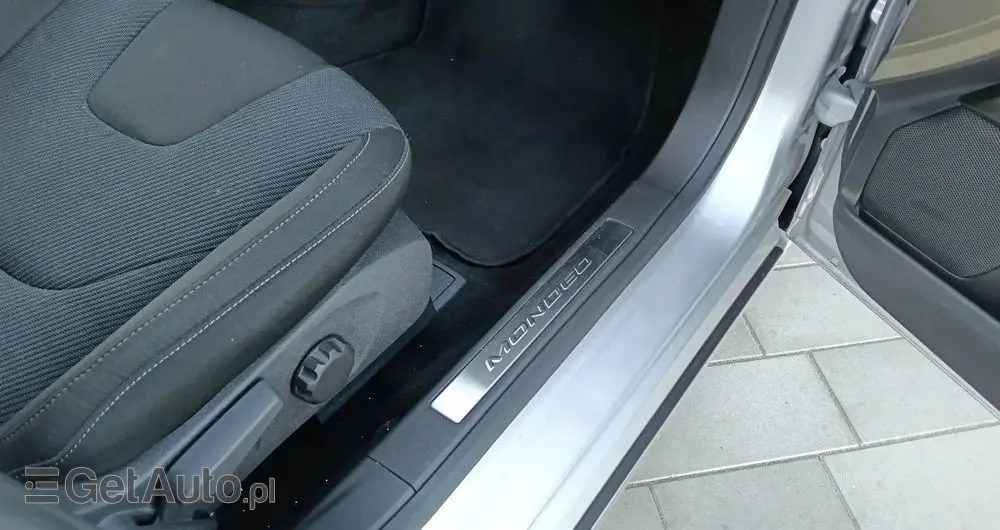 FORD Mondeo 2.0 TDCi STart-Stopp PowerShift-Aut Titanium