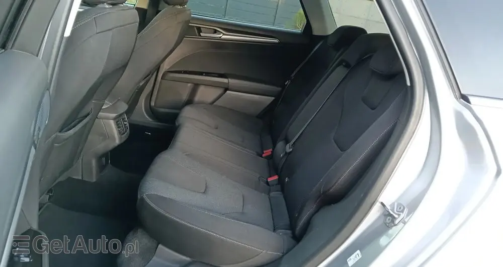 FORD Mondeo 2.0 TDCi STart-Stopp PowerShift-Aut Titanium