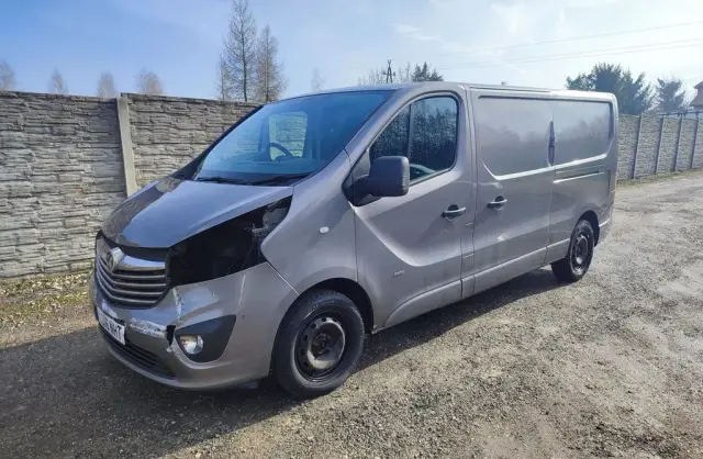 OPEL Vivaro 