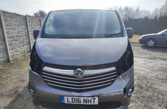 OPEL Vivaro 