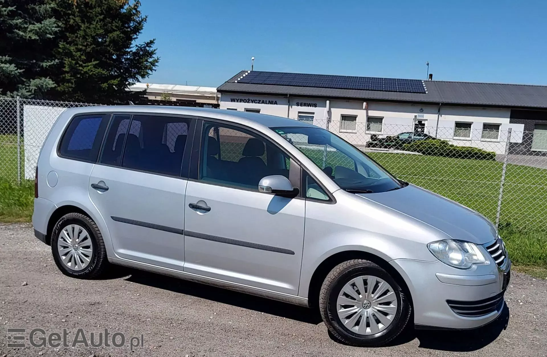 VOLKSWAGEN Touran 