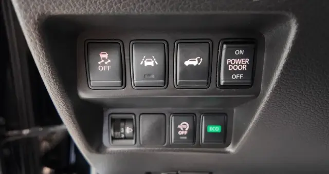 NISSAN X-Trail 1.6 DCi Tekna 2WD Xtronic 7os