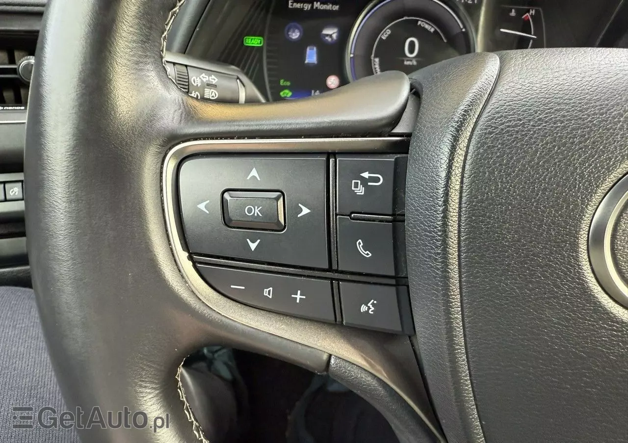 LEXUS UX 250h Elegance 2WD