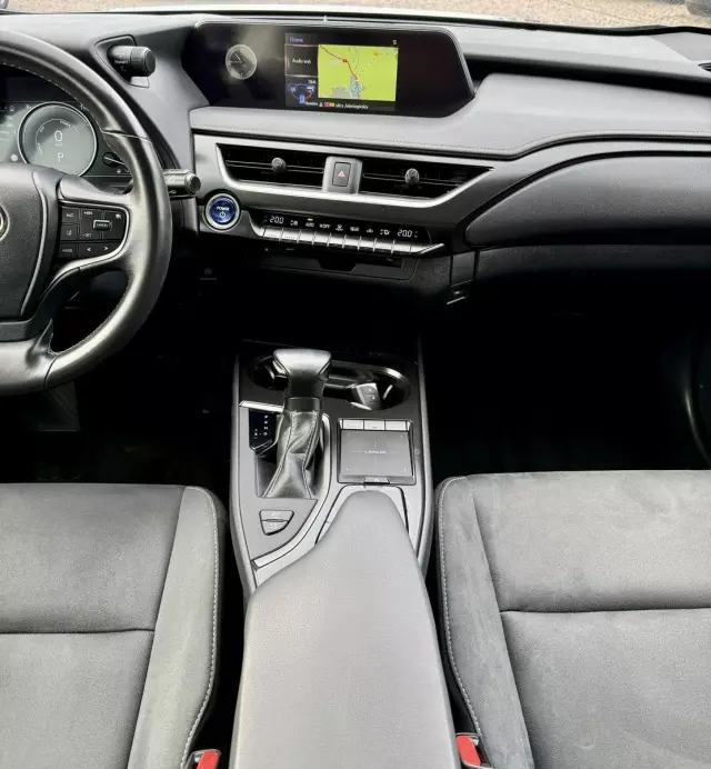 LEXUS UX 250h Elegance 2WD
