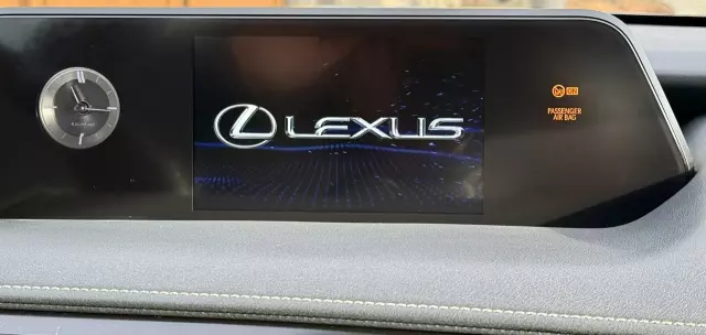 LEXUS UX 250h Elegance 2WD