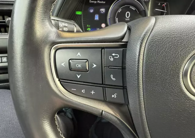 LEXUS UX 250h Elegance 2WD