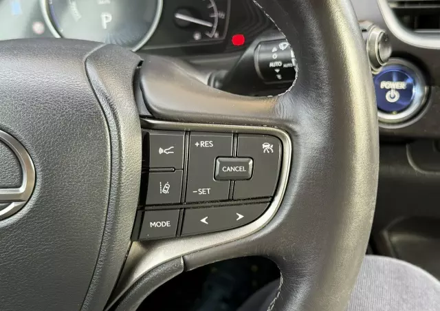 LEXUS UX 250h Elegance 2WD