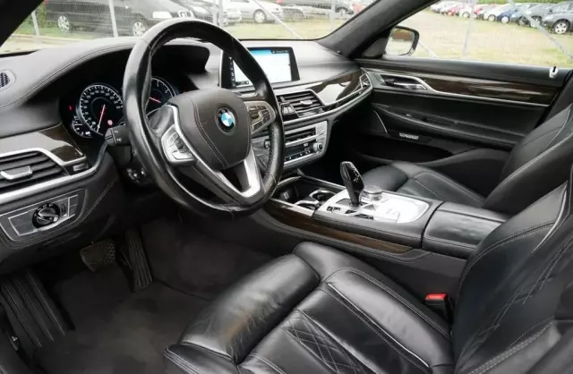 BMW Seria 7 