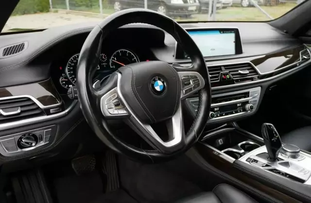 BMW Seria 7 