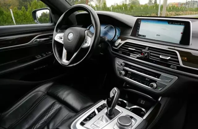 BMW Seria 7 