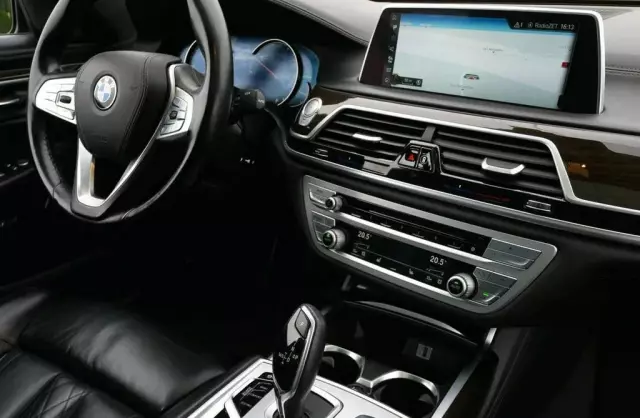 BMW Seria 7 