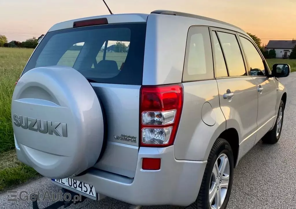 SUZUKI Grand Vitara 